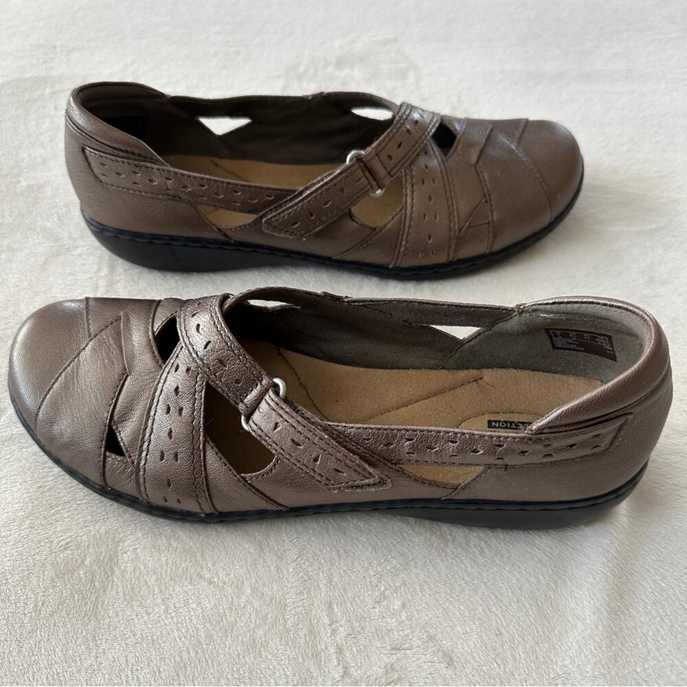 Clarks Ashland Spin Bronze Leather Flats Women’s 9.5 Comfort Mary Janes - Picture 10 of 10